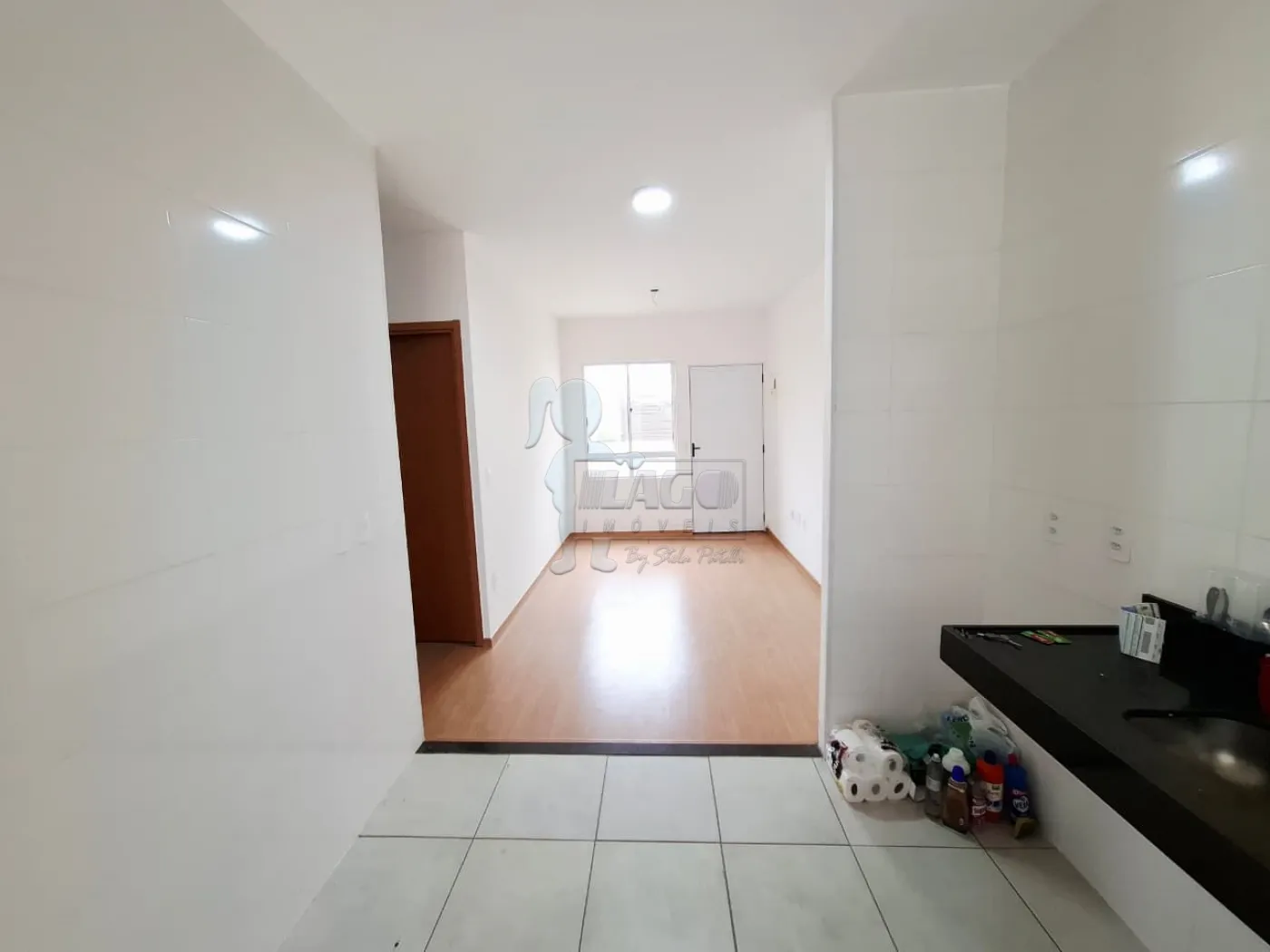 Alugar Casa / Padrão em Ribeirão Preto R$ 1.200,00 - Foto 5