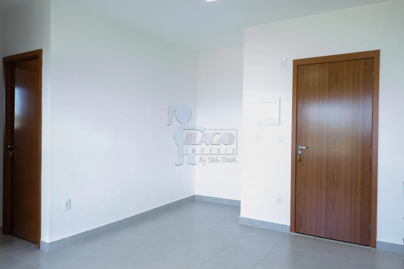 Alugar Apartamento / Padrão em Ribeirão Preto R$ 2.150,00 - Foto 1