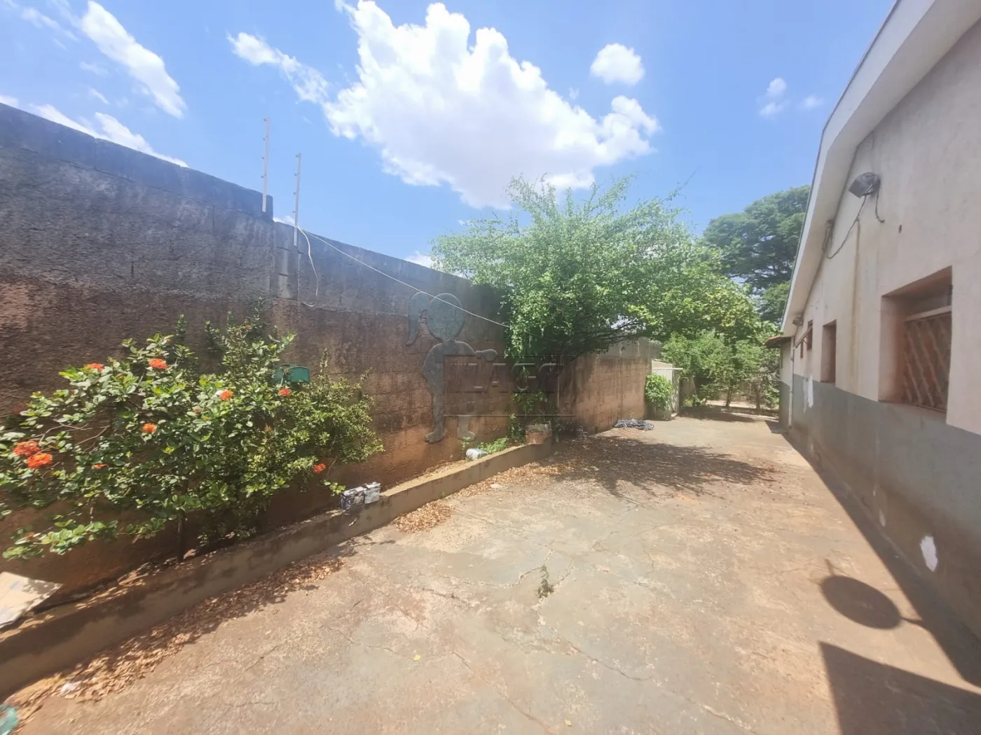 Alugar Casa / Padrão em Ribeirão Preto R$ 2.300,00 - Foto 5