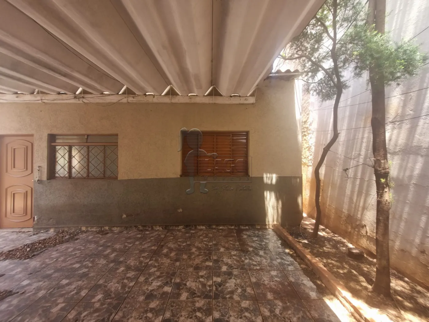Alugar Casa / Padrão em Ribeirão Preto R$ 2.300,00 - Foto 2