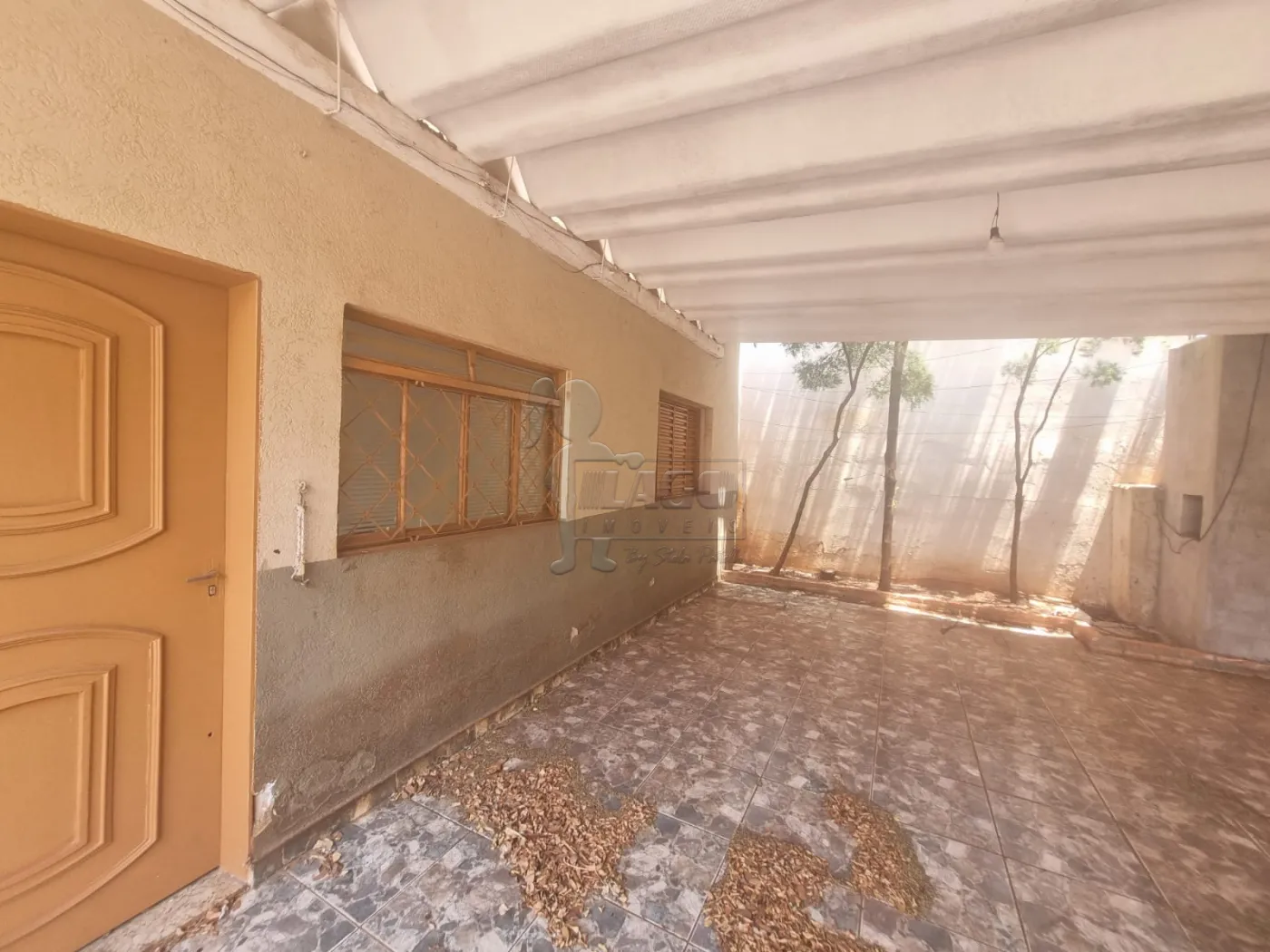 Alugar Casa / Padrão em Ribeirão Preto R$ 2.300,00 - Foto 1