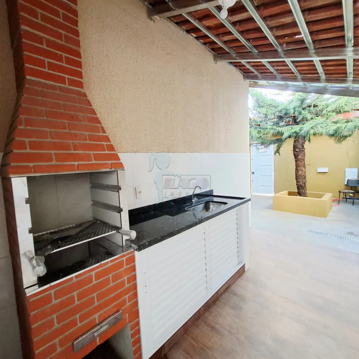 Alugar Casa / Padrão em Ribeirão Preto R$ 2.500,00 - Foto 1