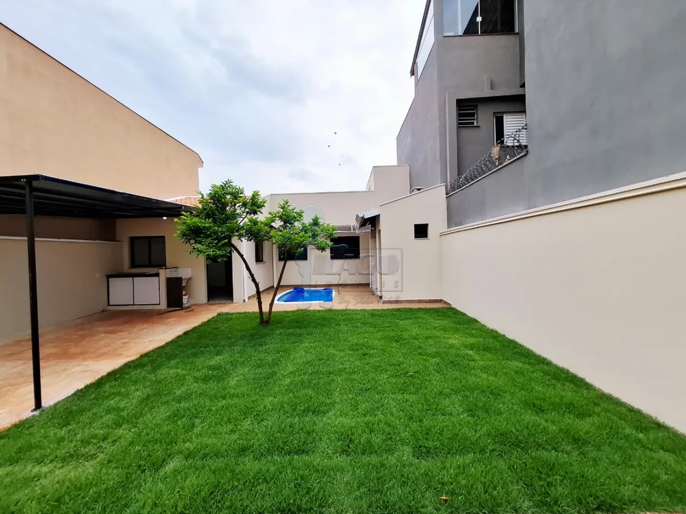 Alugar Casa / Padrão em Ribeirão Preto R$ 3.200,00 - Foto 1