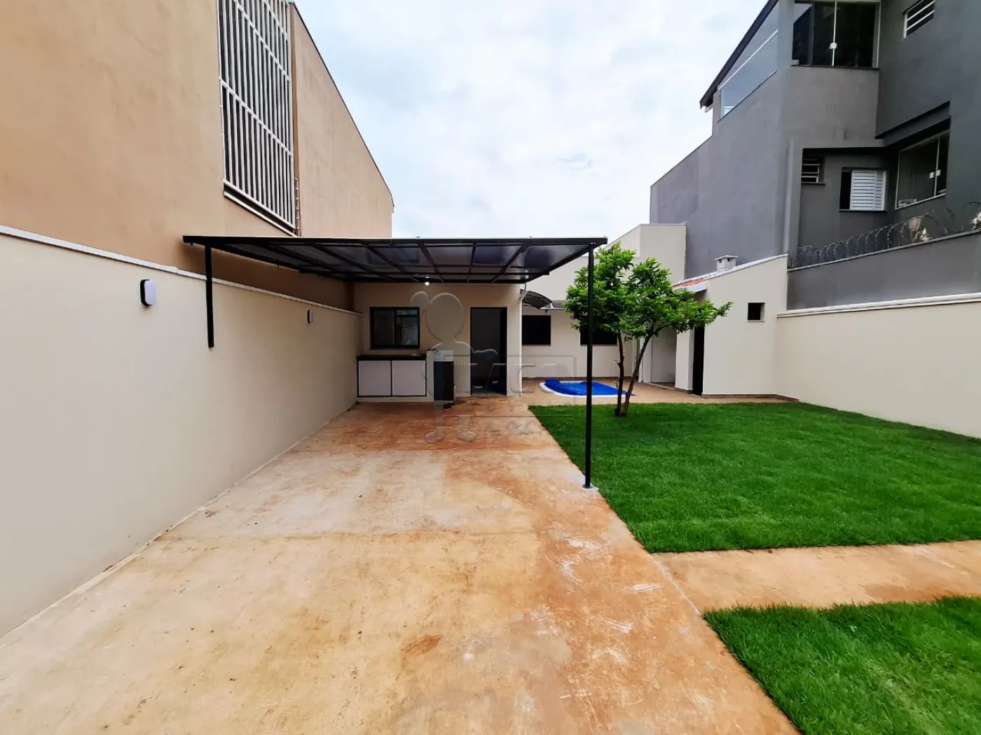 Alugar Casa / Padrão em Ribeirão Preto R$ 3.200,00 - Foto 2