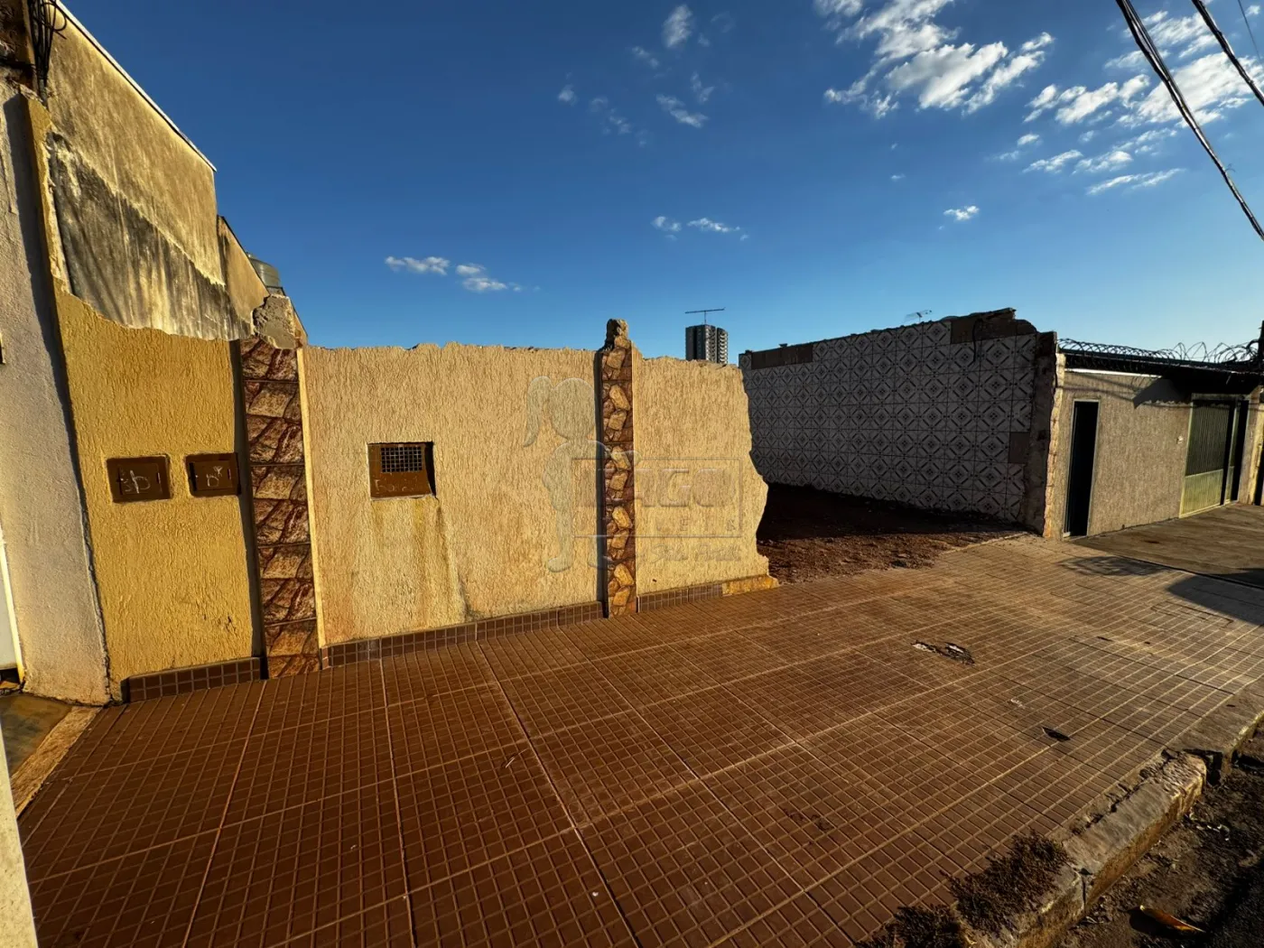 Comprar Terreno / Padrão em Ribeirão Preto R$ 300.000,00 - Foto 5