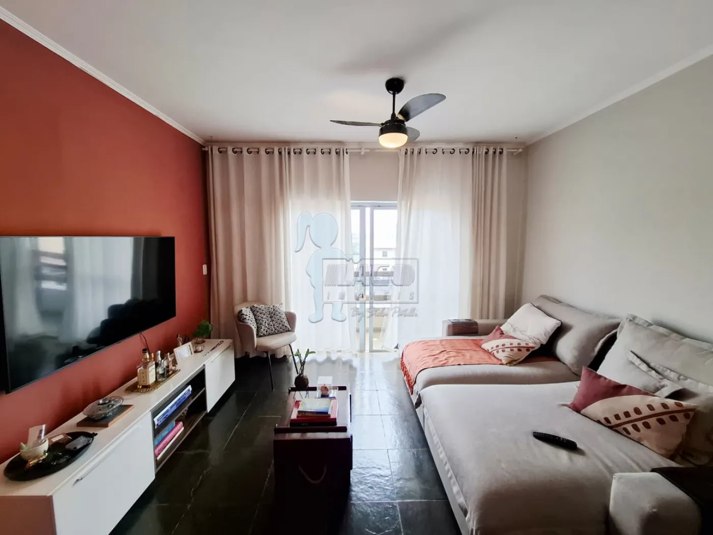 Comprar Apartamento / Padrão em Ribeirão Preto R$ 350.000,00 - Foto 2