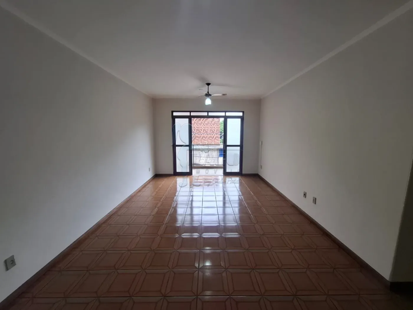 Alugar Apartamento / Padrão em Ribeirão Preto R$ 1.600,00 - Foto 1
