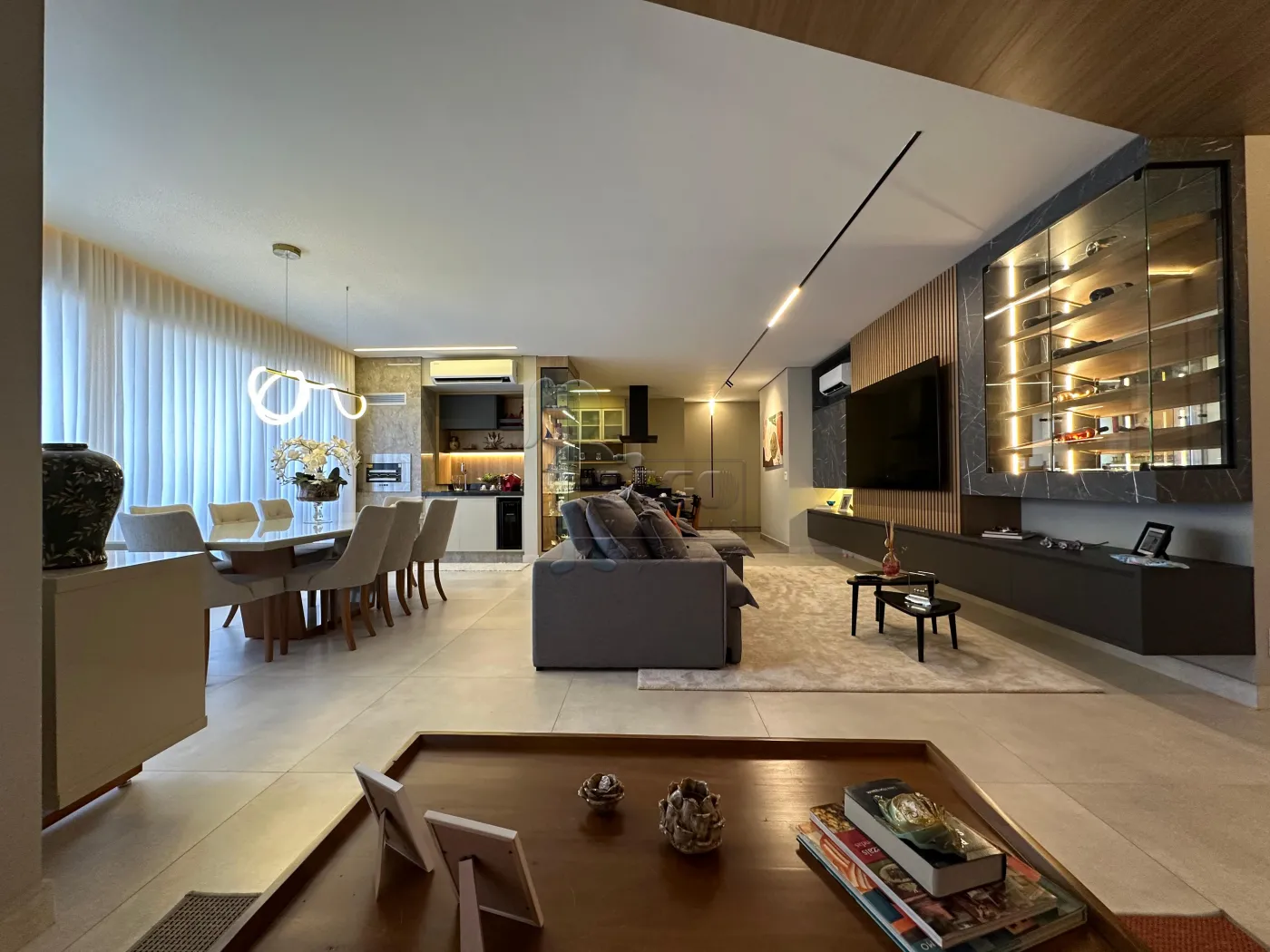 Comprar Apartamento / Padrão em Ribeirão Preto R$ 1.499.000,00 - Foto 2