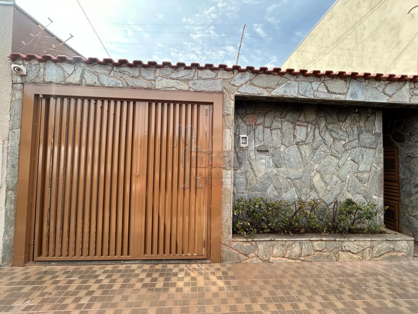 Comprar Casa / Padrão em Ribeirão Preto R$ 270.000,00 - Foto 1
