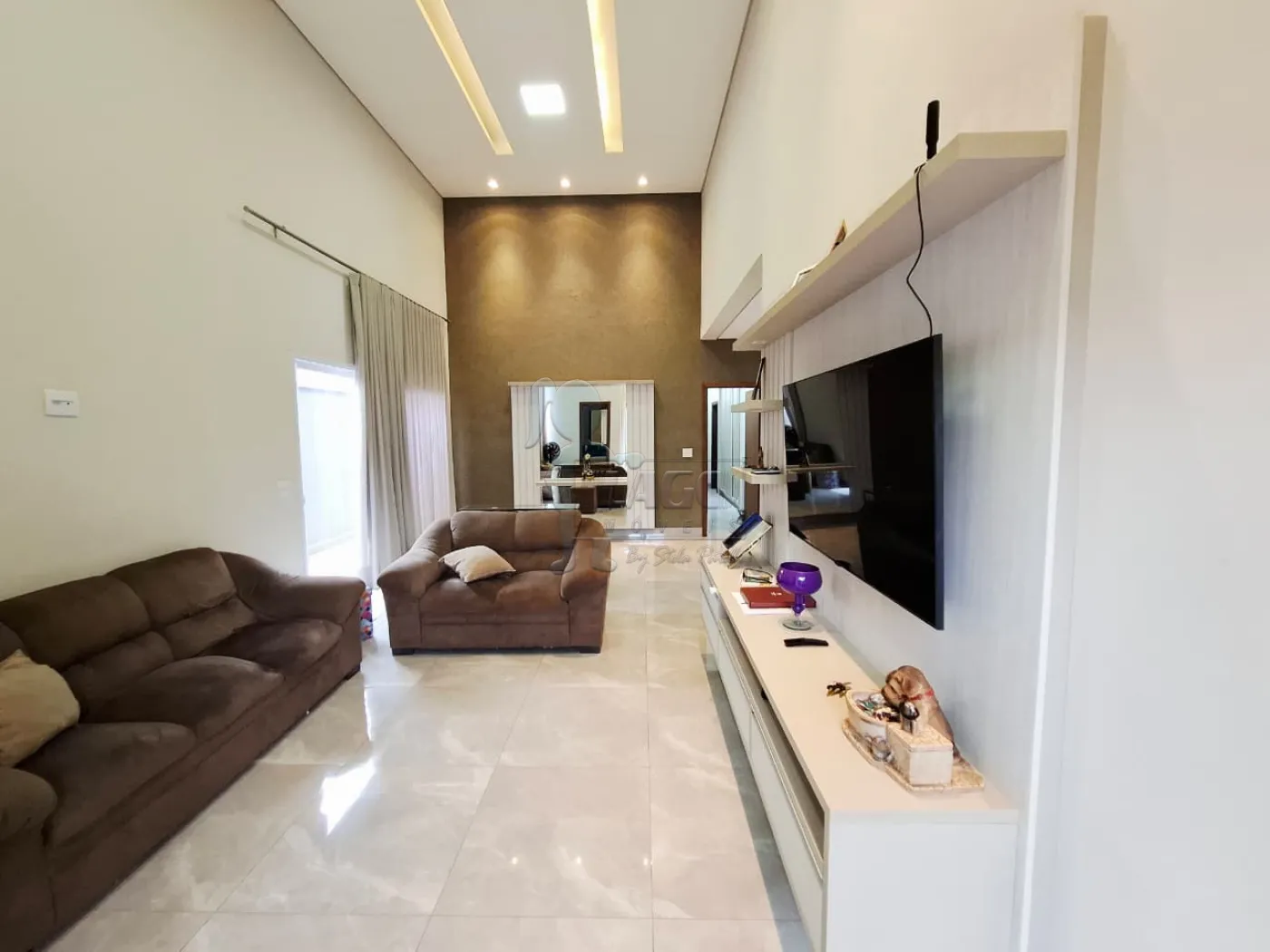 Comprar Casa / Padrão em Ribeirão Preto R$ 1.250.000,00 - Foto 1