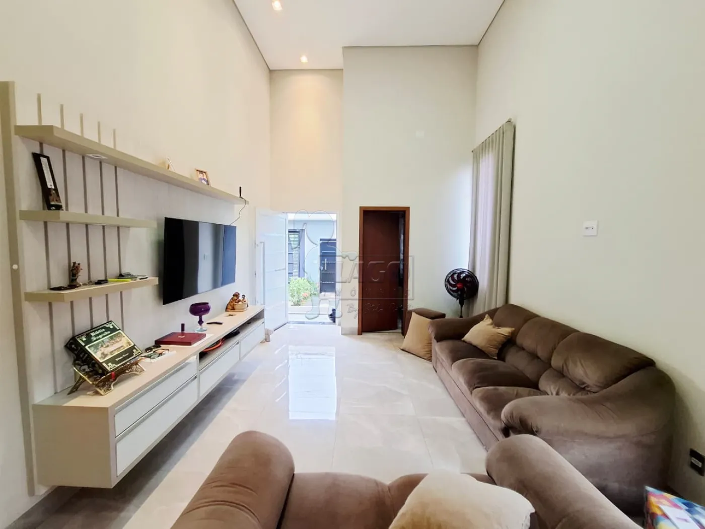 Comprar Casa / Padrão em Ribeirão Preto R$ 1.250.000,00 - Foto 2