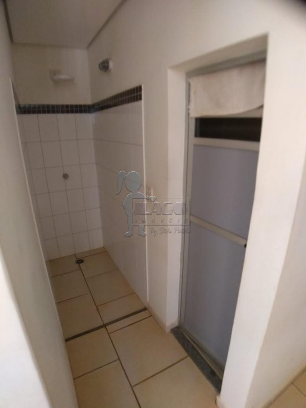 Alugar Apartamentos / Padrão em Ribeirão Preto R$ 900,00 - Foto 12