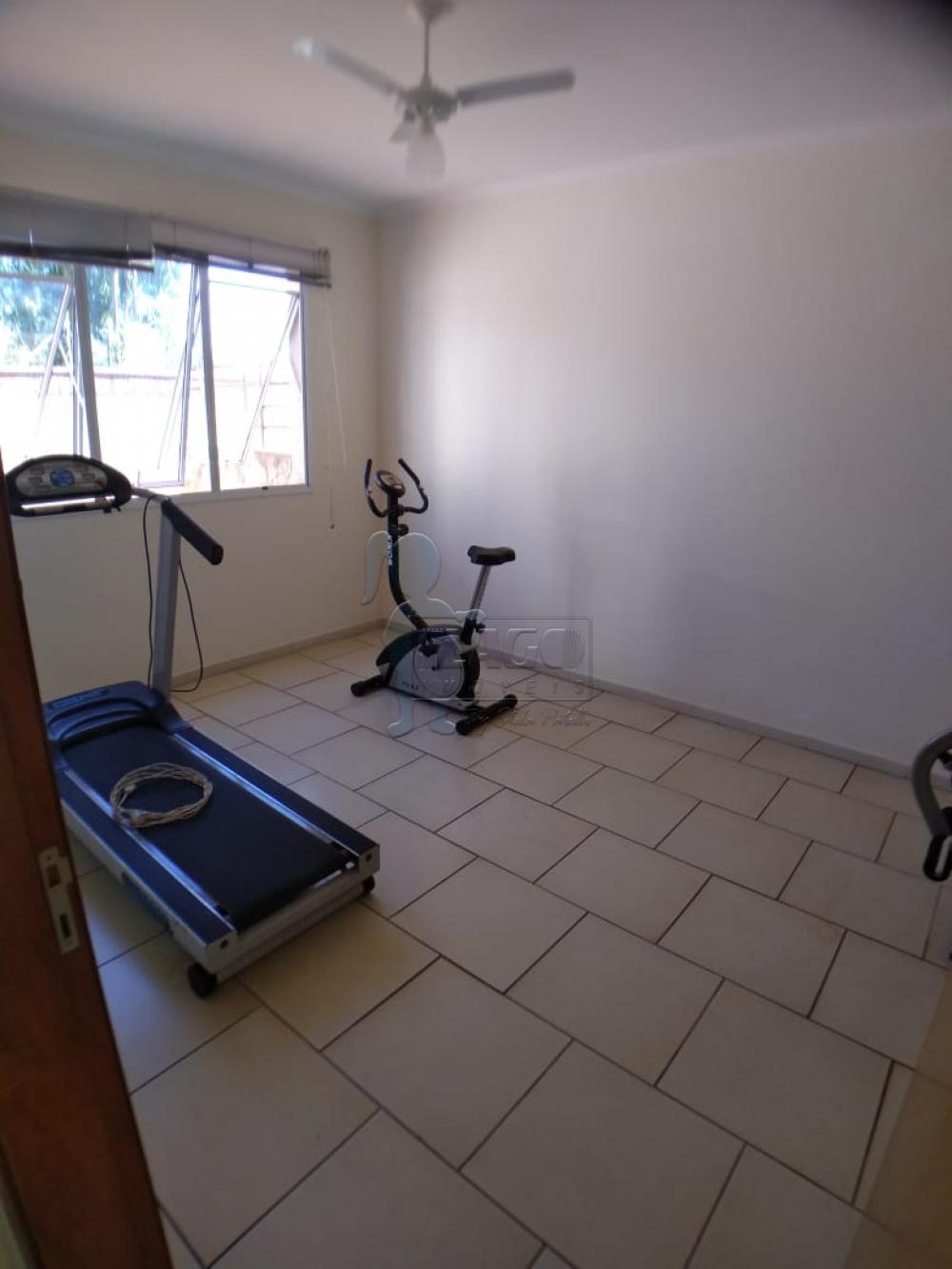 Alugar Apartamentos / Padrão em Ribeirão Preto R$ 900,00 - Foto 14