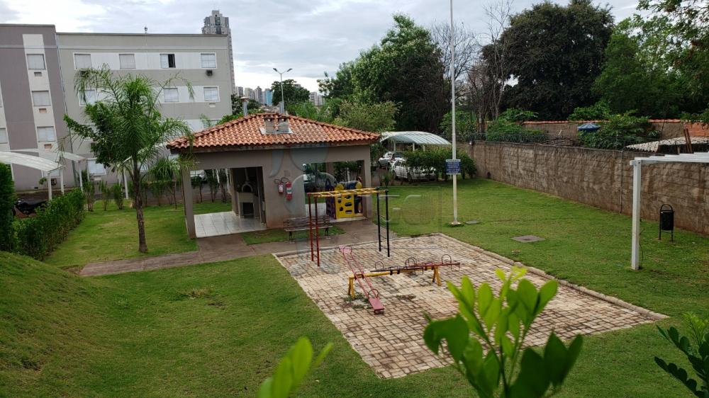 Alugar Apartamentos / Padrão em Ribeirão Preto R$ 700,00 - Foto 18