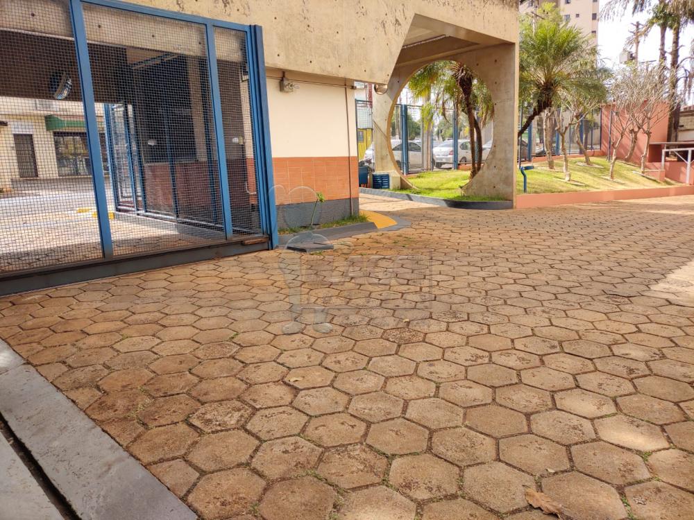 Alugar Apartamentos / Padrão em Ribeirão Preto R$ 600,00 - Foto 15