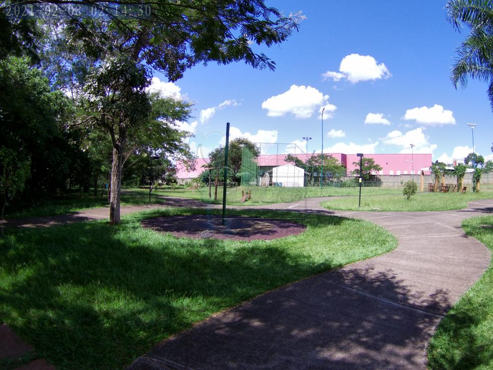 Alugar Apartamentos / Padrão em Ribeirão Preto R$ 1.550,00 - Foto 32