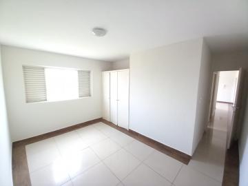 Alugar Apartamentos / Padrão em Ribeirão Preto R$ 740,00 - Foto 5