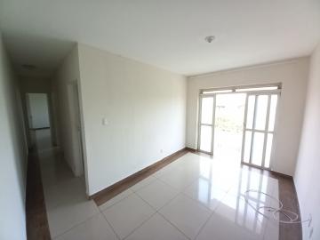 Alugar Apartamentos / Padrão em Ribeirão Preto R$ 740,00 - Foto 1