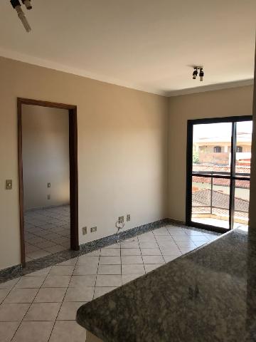 Comprar Apartamentos / Padrão em Ribeirão Preto R$ 250.000,00 - Foto 1