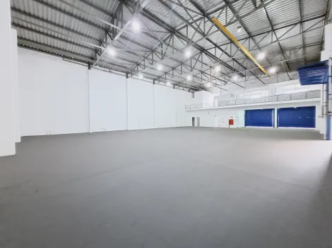imagem 1 - Galpão comercial de 900m² com 02 banheiros para locação - Jardim do Trêvo imagem 1 - Galpão comercial de 900m² com 02 banheiros para locação - Jardim do Trêvo