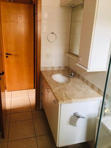 Alugar Apartamentos / Padrão em Ribeirão Preto R$ 2.700,00 - Foto 4