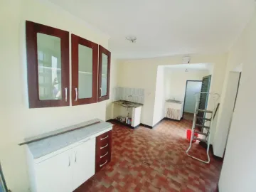 Alugar Casas / Padrão em Ribeirão Preto R$ 800,00 - Foto 2