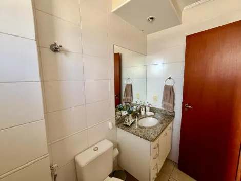 Alugar Apartamentos / Padrão em Ribeirão Preto R$ 650,00 - Foto 4