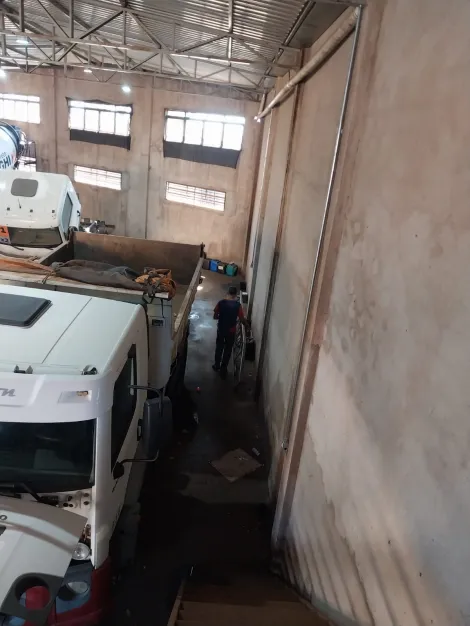 imagem 1 - Comercial padrão - Galpão - Armazém imagem 1 - Comercial padrão - Galpão - Armazém