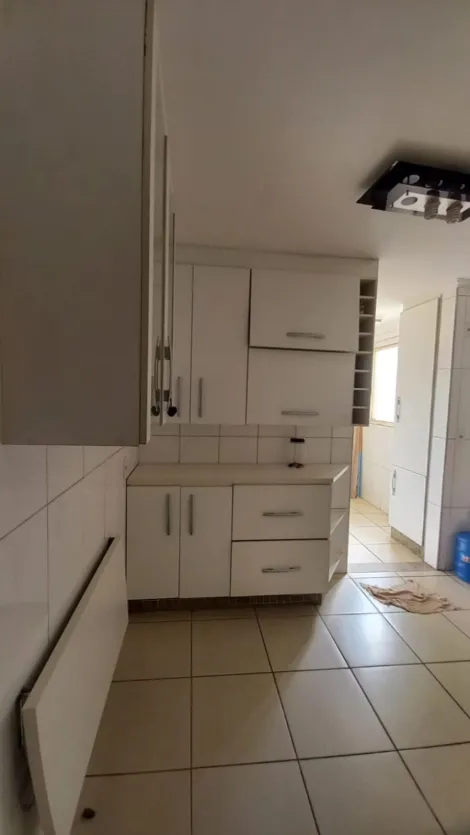 Comprar Apartamentos / Padrão em Ribeirão Preto R$ 300.000,00 - Foto 14