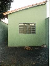 Alugar Casas / Padrão em Ribeirão Preto R$ 750,00 - Foto 2