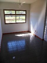 Alugar Apartamentos / Padrão em Ribeirão Preto R$ 700,00 - Foto 1