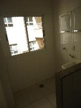 Alugar Apartamentos / Padrão em Ribeirão Preto R$ 1.100,00 - Foto 4