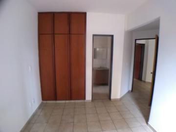 Alugar Apartamentos / Padrão em Ribeirão Preto R$ 1.200,00 - Foto 5