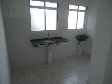 Alugar Apartamentos / Padrão em Ribeirão Preto R$ 600,00 - Foto 4