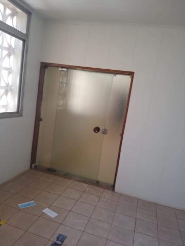 Alugar Comercial / Sala Comercial em Ribeirão Preto R$ 600,00 - Foto 3