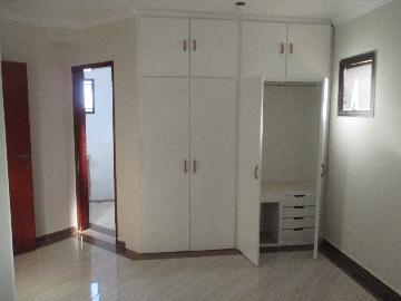 Alugar Apartamentos / Padrão em Ribeirão Preto R$ 1.250,00 - Foto 3