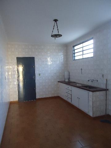 Alugar Casas / Padrão em Ribeirão Preto R$ 900,00 - Foto 5