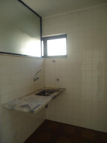 Alugar Apartamentos / Studio/Kitnet em Ribeirão Preto R$ 1.100,00 - Foto 2