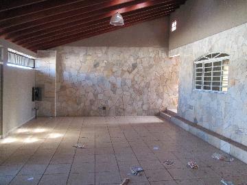 Alugar Casas / Padrão em Ribeirão Preto R$ 1.750,00 - Foto 1