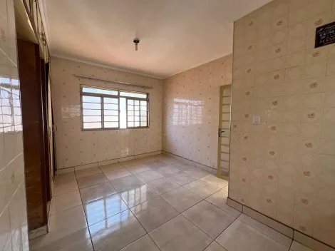 imagem 3 - Casa padrão com salão comercial na frente imagem 3 - Casa padrão com salão comercial na frente