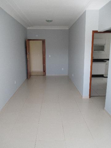 Alugar Apartamentos / Padrão em Ribeirão Preto R$ 1.350,00 - Foto 2