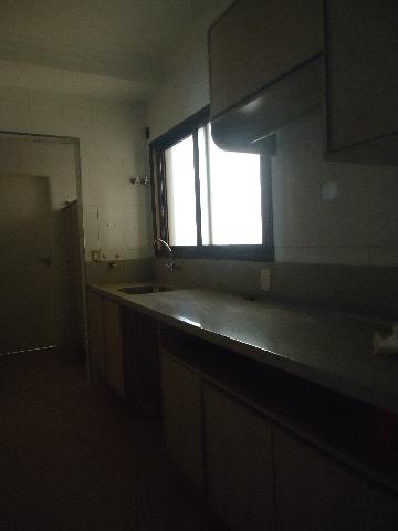 Alugar Apartamentos / Padrão em Ribeirão Preto R$ 1.600,00 - Foto 17