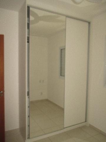 Alugar Apartamentos / Padrão em Ribeirão Preto R$ 1.800,00 - Foto 4