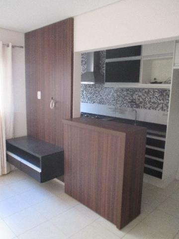 Alugar Apartamentos / Padrão em Ribeirão Preto R$ 900,00 - Foto 3