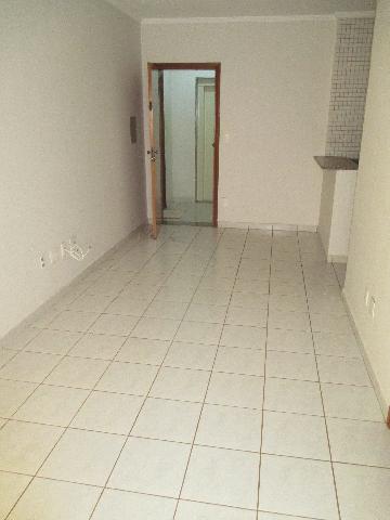 Alugar Apartamentos / Padrão em Ribeirão Preto R$ 550,00 - Foto 2