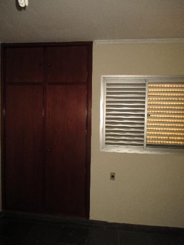 Alugar Apartamentos / Padrão em Ribeirão Preto R$ 800,00 - Foto 5