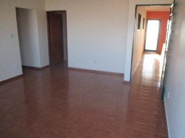 Alugar Apartamentos / Padrão em Ribeirão Preto R$ 1.300,00 - Foto 2