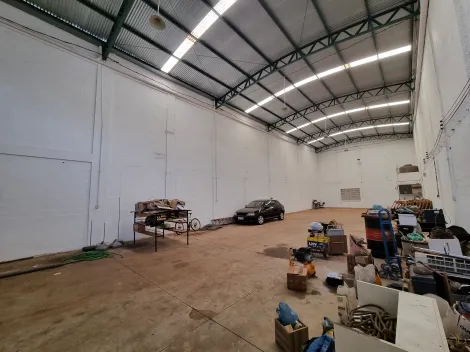 imagem 2 - Galpão comercial de 300m² com escritório para locação - Jardim Jóquei Clube imagem 2 - Galpão comercial de 300m² com escritório para locação - Jardim Jóquei Clube
