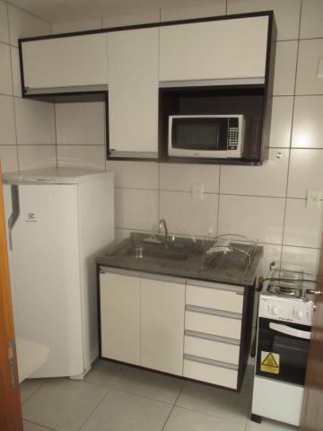 Alugar Apartamentos / Padrão em Ribeirão Preto R$ 850,00 - Foto 8