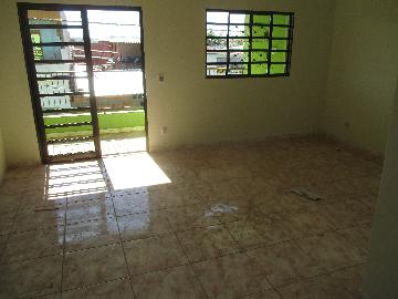 Alugar Apartamentos / Padrão em Ribeirão Preto R$ 800,00 - Foto 2